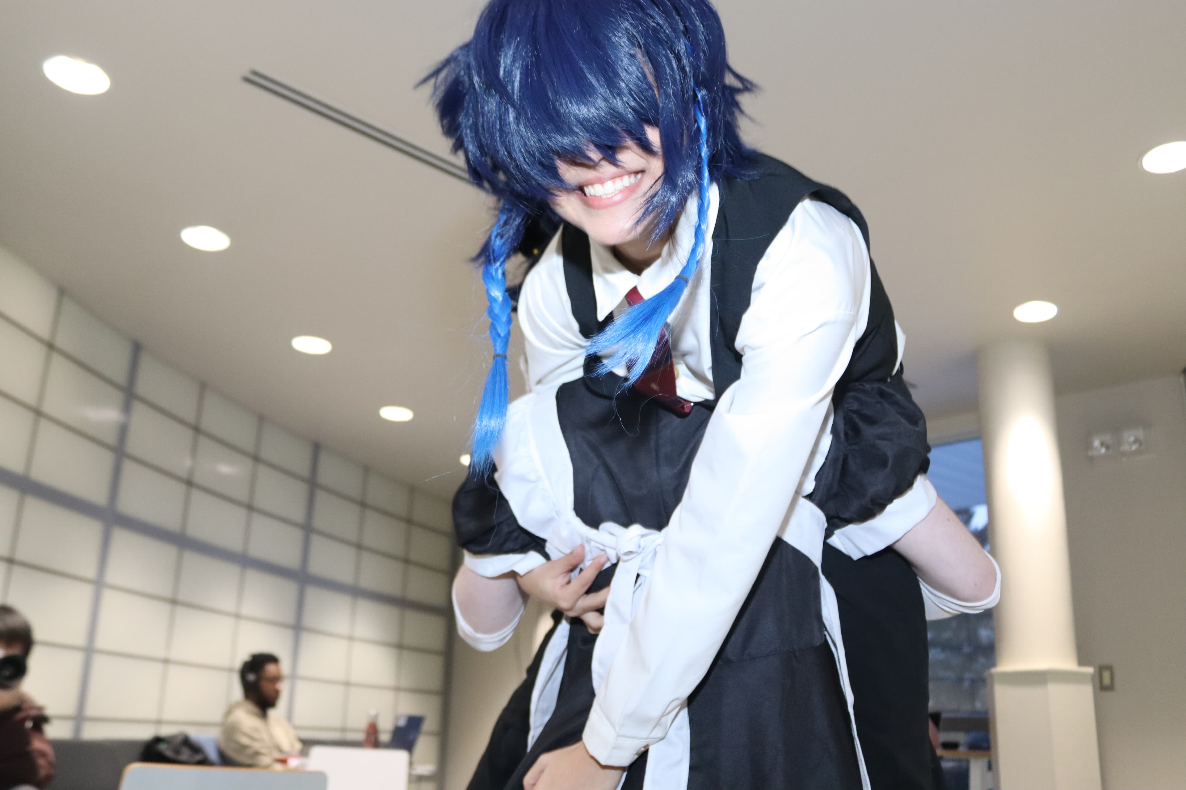 Maid Venti running off with Butler Venti.