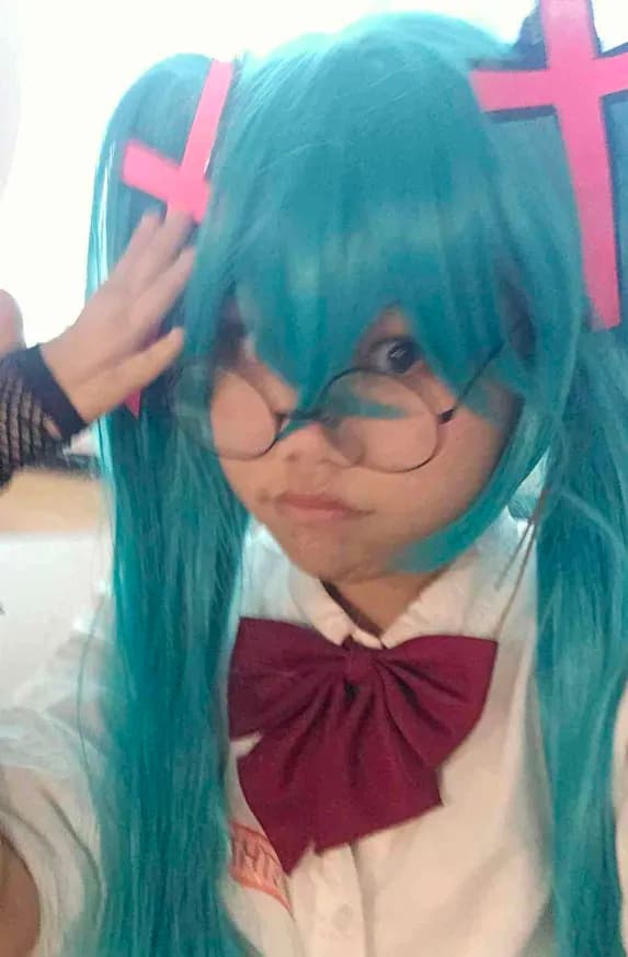 I make those funny videos you see on the insta.